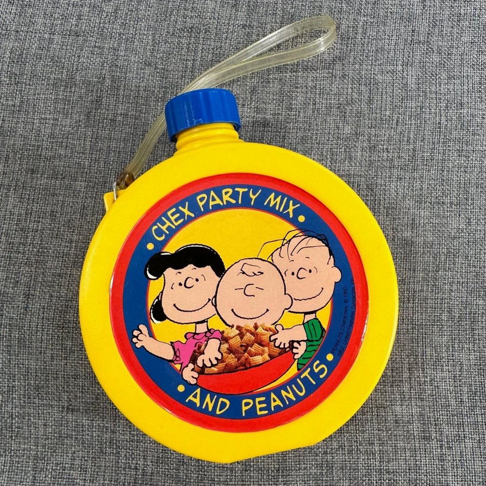 Vintage Charlie Brown Clip Beverage Bottle Chex Party Mix & Peanuts 1990 Tucson